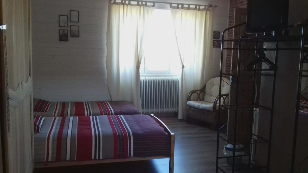 Entre Marais Et Gatine Bed & Breakfast Saint-Pompain Dış mekan fotoğraf